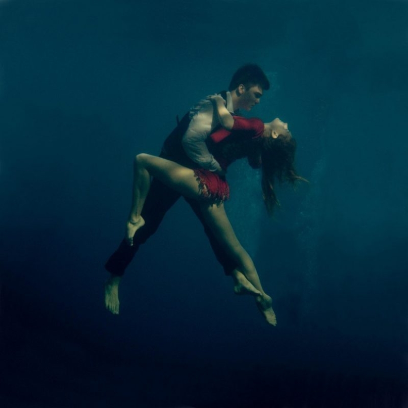 Volando bajo el agua en las maravillosas obras fotográficas de Katerina Bodrunova