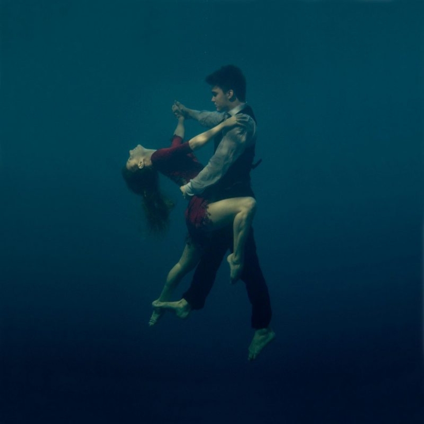 Volando bajo el agua en las maravillosas obras fotográficas de Katerina Bodrunova