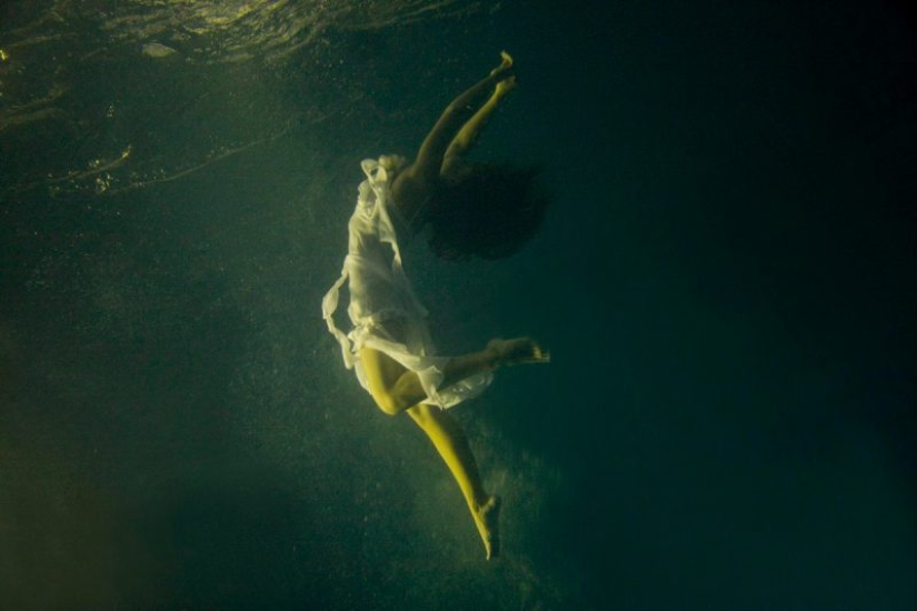 Volando bajo el agua en las maravillosas obras fotográficas de Katerina Bodrunova
