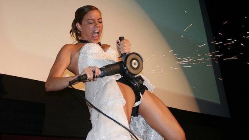 Wake up your volcano: Imaginary sex competitions are something