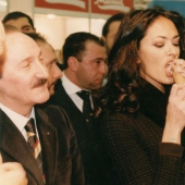 Weapons, fast food and pop contests: "decaying" Italy of the 80‑90s Weapons, fast food and pop contests: "decaying" Italy of the 80‑90s