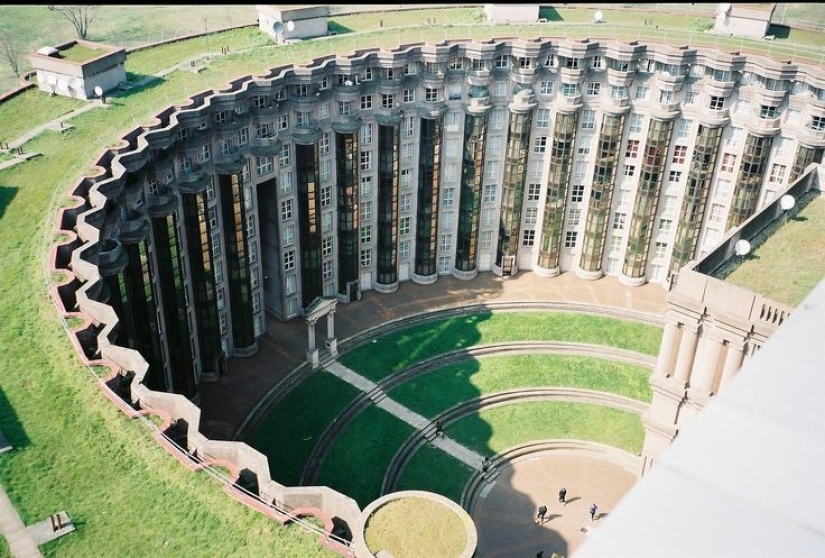 What 9 Real Places from Dystopian Movies Look Like What 9 Real Places from Dystopian Movies Look Like