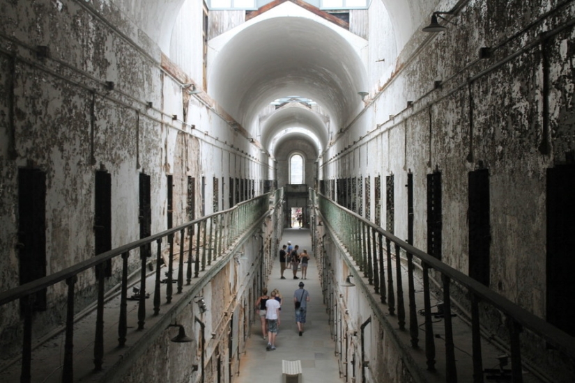 What 9 Real Places from Dystopian Movies Look Like What 9 Real Places from Dystopian Movies Look Like