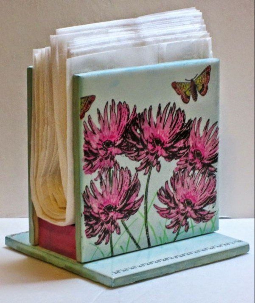 What can be made from the remains of ceramic tiles and mosaics