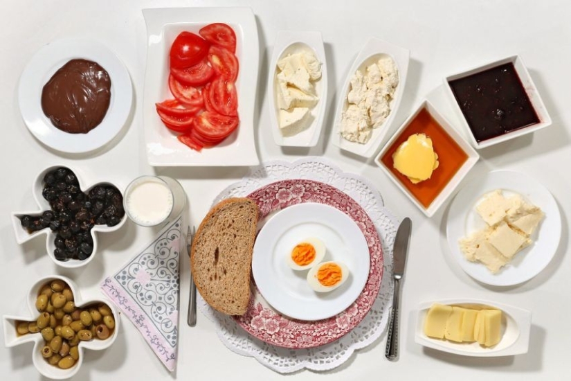 What children from all over the world eat for breakfast