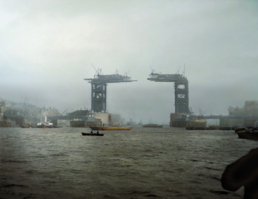 What did the world's most famous landmarks look like at the very beginning