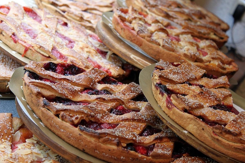 What dishes are worth trying in the Netherlands What dishes are worth trying in the Netherlands