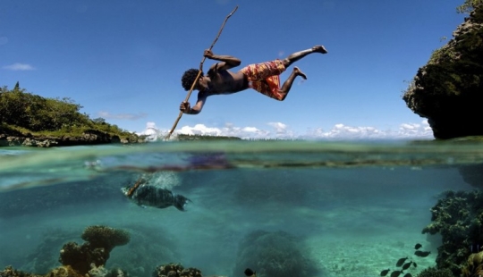 What is hidden under water: 34 incredible photos What is hidden under water: 34 incredible photos