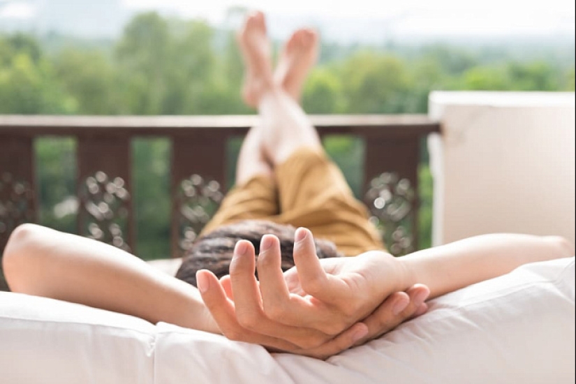 What is “Sunday neurosis”, or Why we are not happy about the weekend