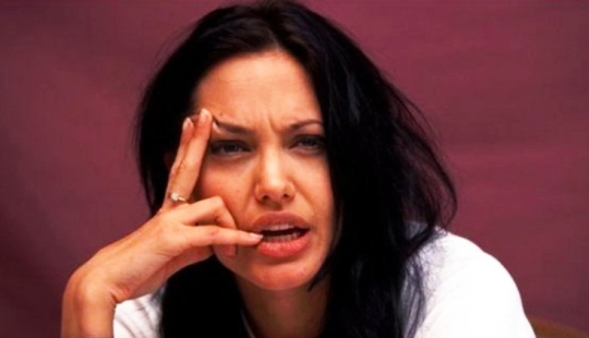 What is the difference between “pipets” and “kapets” and how they appeared in our everyday language