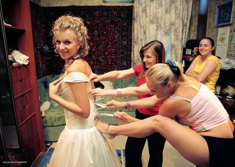 What photos should not be taken at the wedding
