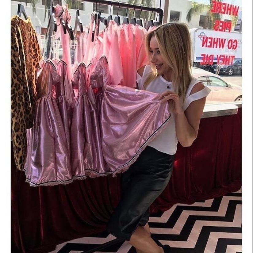 What remains behind the scenes: 22 photos from the filming of famous films What remains behind the scenes: 22 photos from the filming of famous films