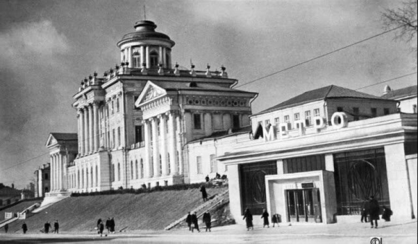 What the Moscow Metro looked like in 1935