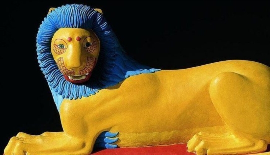 When the gods were colorful: an unexpected look at ancient sculptures When the gods were colorful: an unexpected look at ancient sculptures