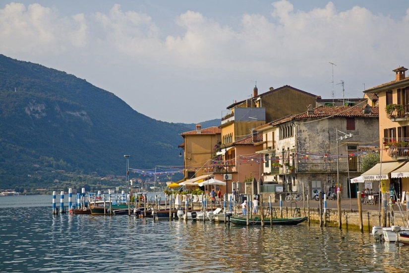 Where the Fairy tale lives: charming little towns in Italy