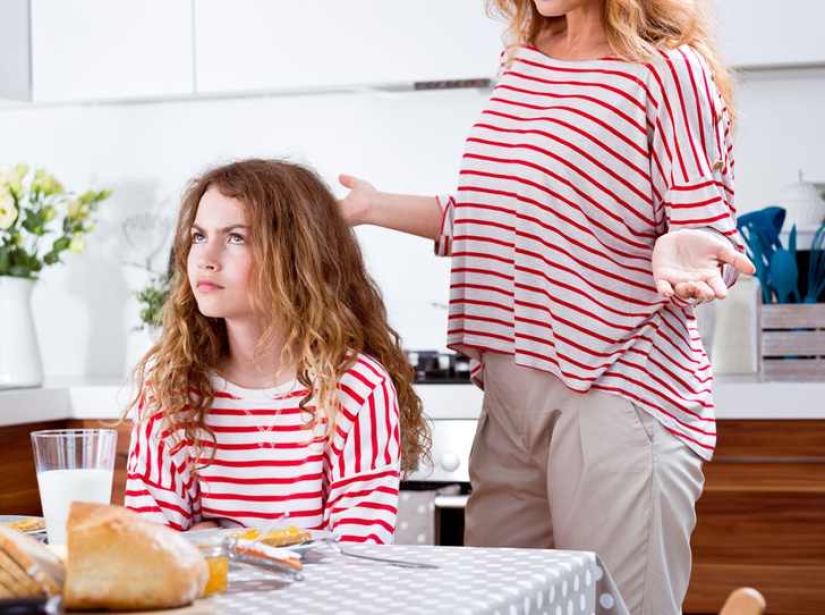 Who are &quot;almond moms&quot; and how do they ruin their children&#39;s lives?