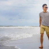 Why do they rent brides and grooms in China Why do they rent brides and grooms in China