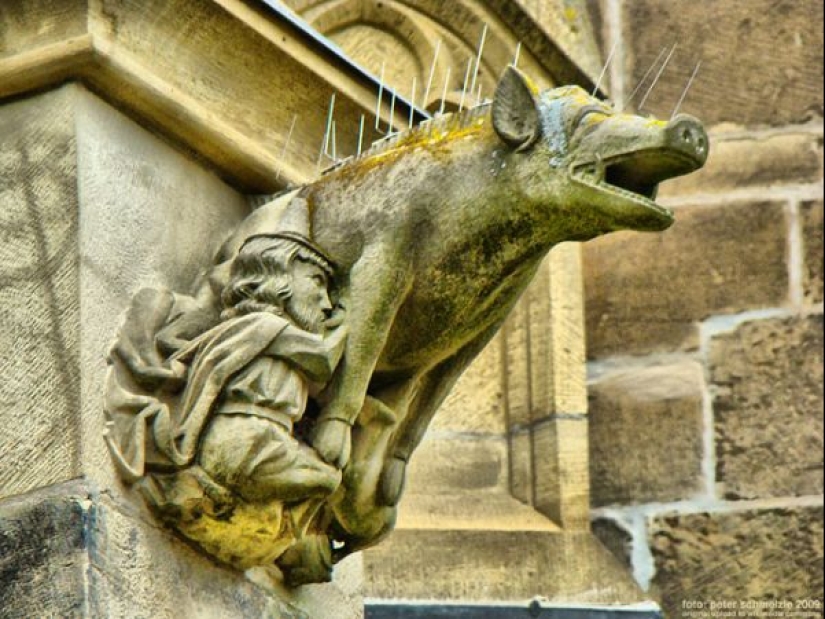 Why don't Jews eat pork? The history of complex relationships Why don't Jews eat pork? The history of complex relationships