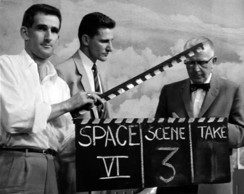 Why Filmmakers Need a Clapperboard on Set