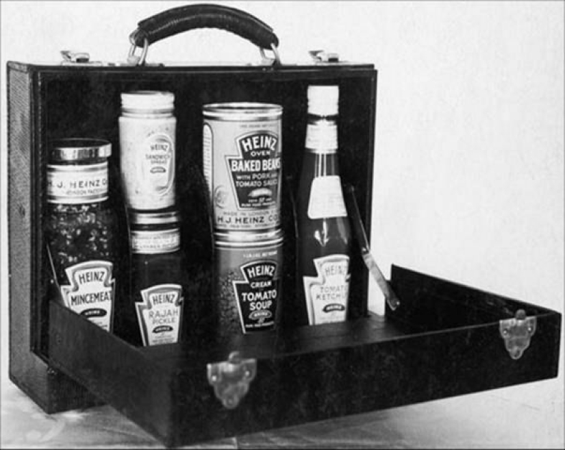 Why Heinz ketchup has been produced in clear bottles for 100 years Why Heinz ketchup has been produced in clear bottles for 100 years