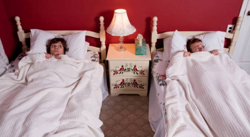 Why in the old days the husband and wife slept separately and why this custom has returned to our days