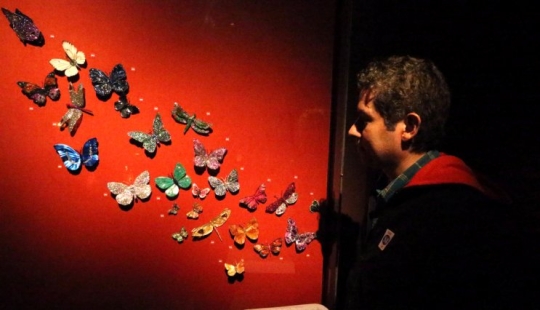 Why Joel Arthur Rosenthal is considered a living legend of jewelry art