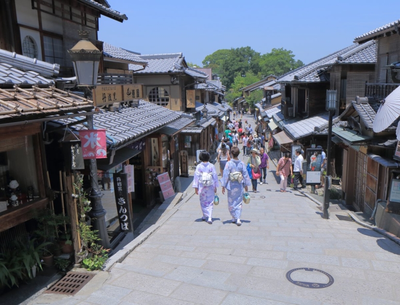 Why Kyoto was chosen as the best city in the world: 23 photo evidence