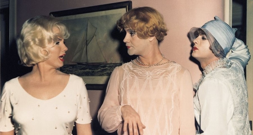 Why the film "Only Girls in Jazz" is black and white