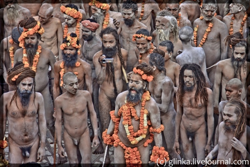 Why walk around naked: A Brief History of Nudism Why walk around naked: A Brief History of Nudism
