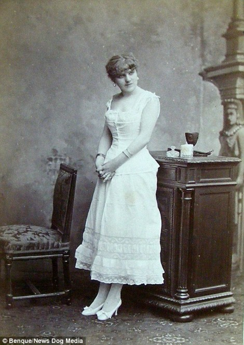 Women Who Ruled Paris from Bed: a scandalous catalog of 19th-century Parisian courtesans Women Who Ruled Paris from Bed: a scandalous catalog of 19th-century Parisian courtesans
