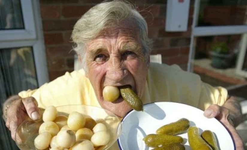 World Gluttony Champion Peter Dowdeswell World Gluttony Champion Peter Dowdeswell