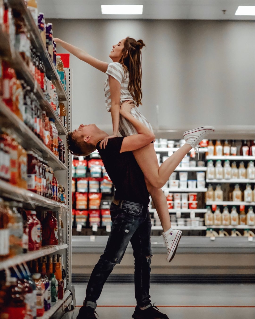 Young ballerinas on the streets of Dallas