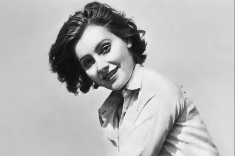 Young Greta Garbo and the lion - how the legendary photo appeared