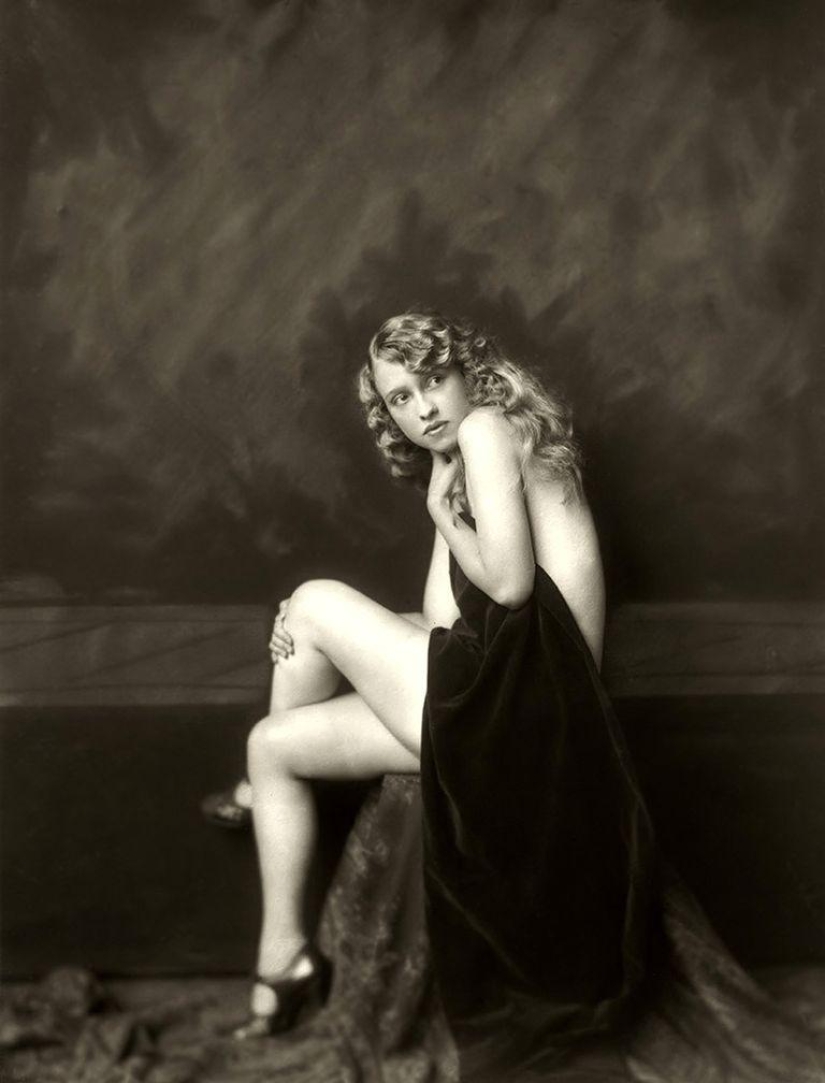 "Ziegfeld Girls": the sexiest Broadway actresses of the 1920s "Ziegfeld Girls": the sexiest Broadway actresses of the 1920s