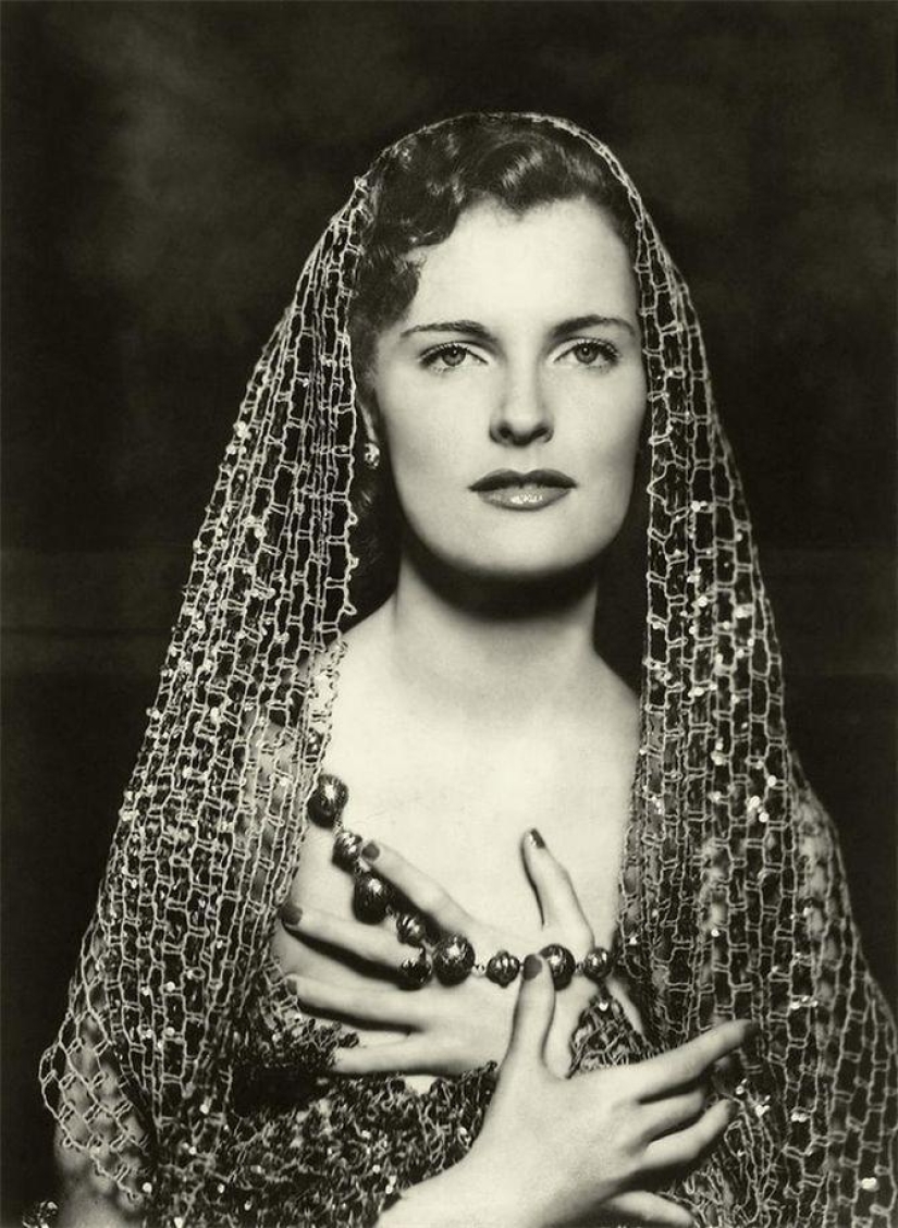 "Ziegfeld Girls": the sexiest Broadway actresses of the 1920s "Ziegfeld Girls": the sexiest Broadway actresses of the 1920s
