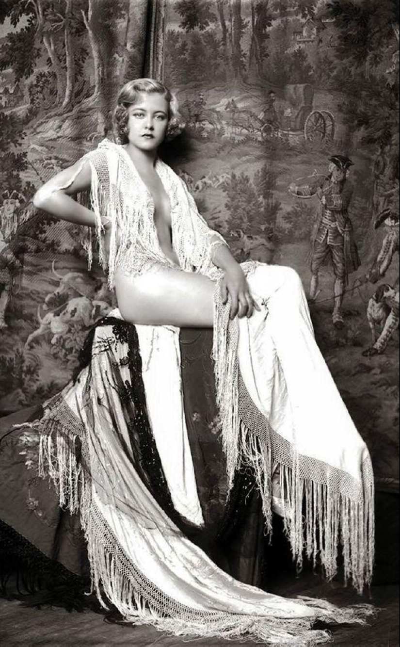 "Ziegfeld Girls": the sexiest Broadway actresses of the 1920s "Ziegfeld Girls": the sexiest Broadway actresses of the 1920s