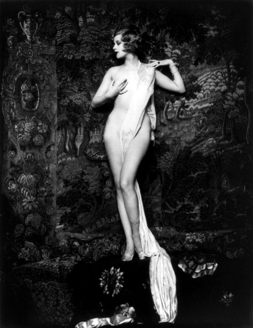 "Ziegfeld Girls": the sexiest Broadway actresses of the 1920s "Ziegfeld Girls": the sexiest Broadway actresses of the 1920s