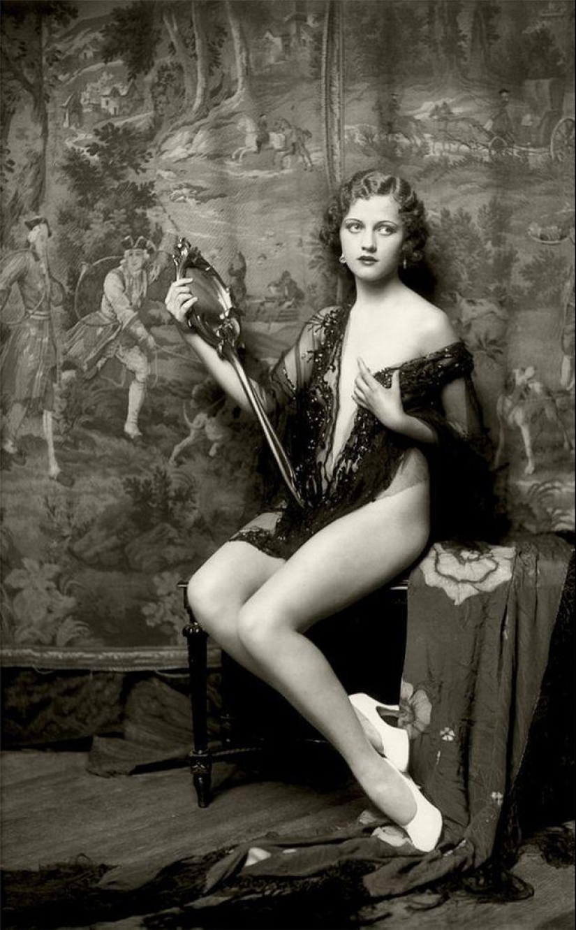 "Ziegfeld Girls": the sexiest Broadway actresses of the 1920s "Ziegfeld Girls": the sexiest Broadway actresses of the 1920s