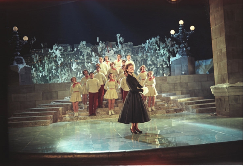 Soviética icono de la Navidad de estilo: un pionero de la TV