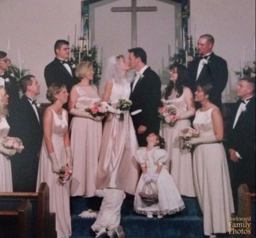 Unsuccessful wedding photos that will be a shame to show future children Unsuccessful wedding photos that will be a shame to show future children